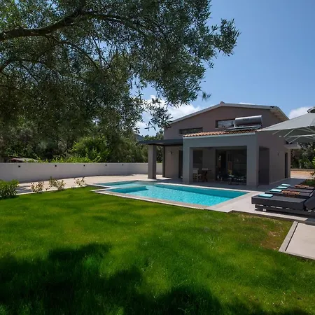 Daya Luxury Lefkada Villa *